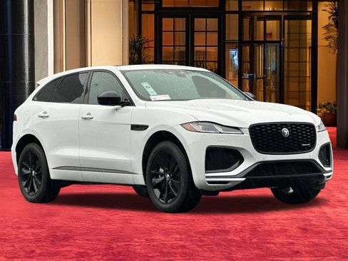 New 2025 Jaguar F-PACE R-Dynamic S image 7