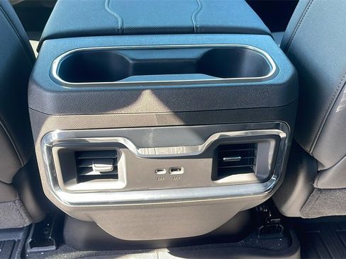 New 2026 GMC Sierra 1500 SLT w/ SLT Premium Package image 16