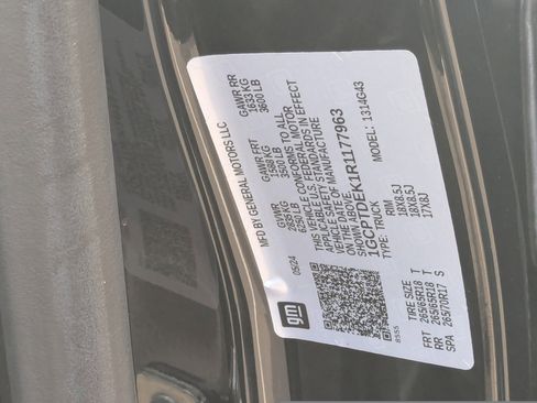 Certified 2024 Chevrolet Colorado Z71 w/ Z71 Convenience Package 2 image 31