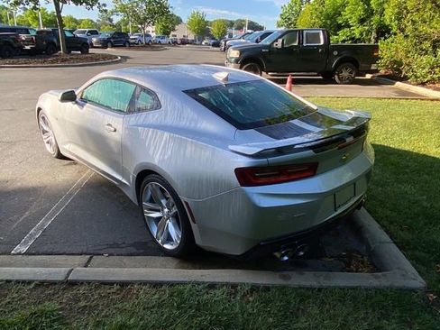 Used 2016 Chevrolet Camaro SS RWD image 29