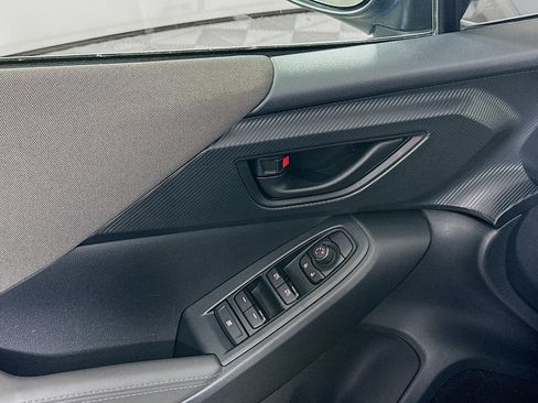 Used 2024 Subaru Crosstrek 2.0i Premium image 15