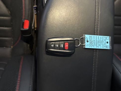 Used 2021 Toyota Avalon TRD image 39