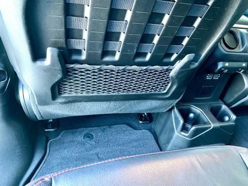 Used 2022 Jeep Gladiator Rubicon w/ LED Lighting Group image 39