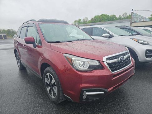 Used 2018 Subaru Forester 2.5i Limited AWD/4WD image 4