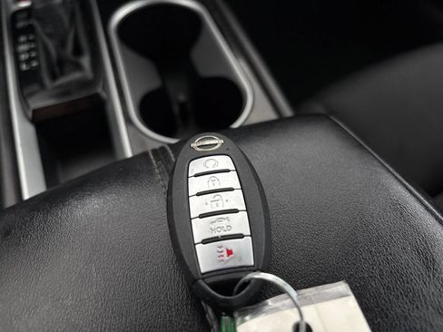 Used 2023 Nissan Altima 2.5 SV FWD image 24
