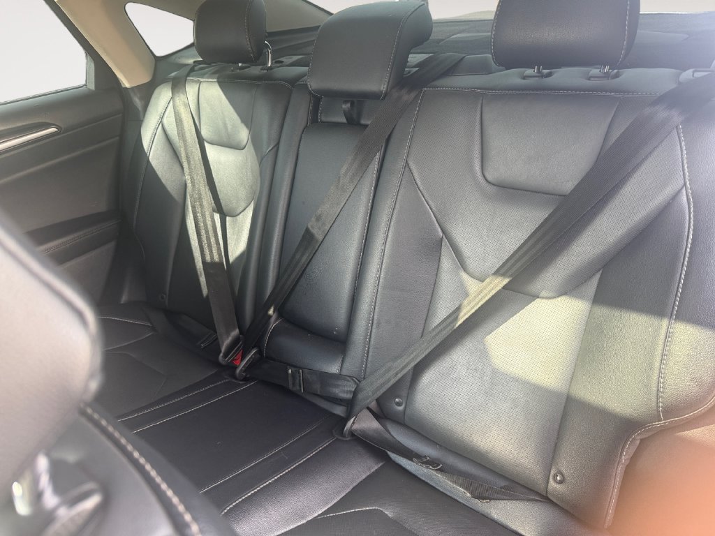 Used 2020 Ford Fusion Titanium AWD/4WD image 11