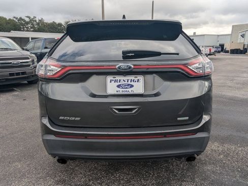 Used 2018 Ford Edge SE image 6
