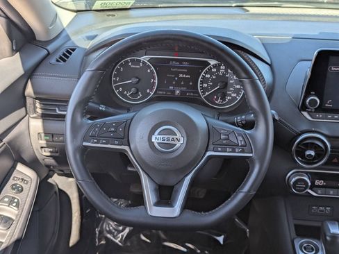 Used 2021 Nissan Sentra SV image 16