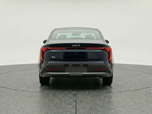 Used 2025 Kia K4 LXS FWD image 7