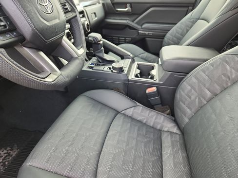 New 2026 Toyota Tacoma TRD Off-Road w/ TRD Off Road Premium Package AWD/4WD image 7