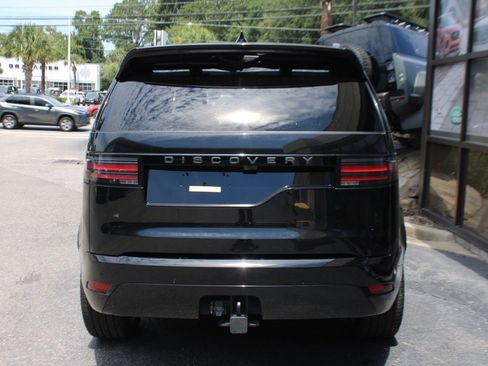 Certified 2024 Land Rover Discovery Dynamic SE image 7