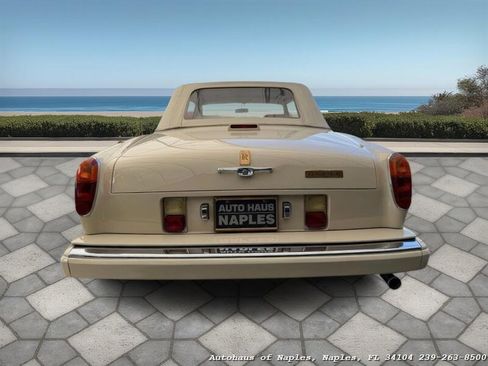 Used 1990 Rolls-Royce Corniche III RWD image 29