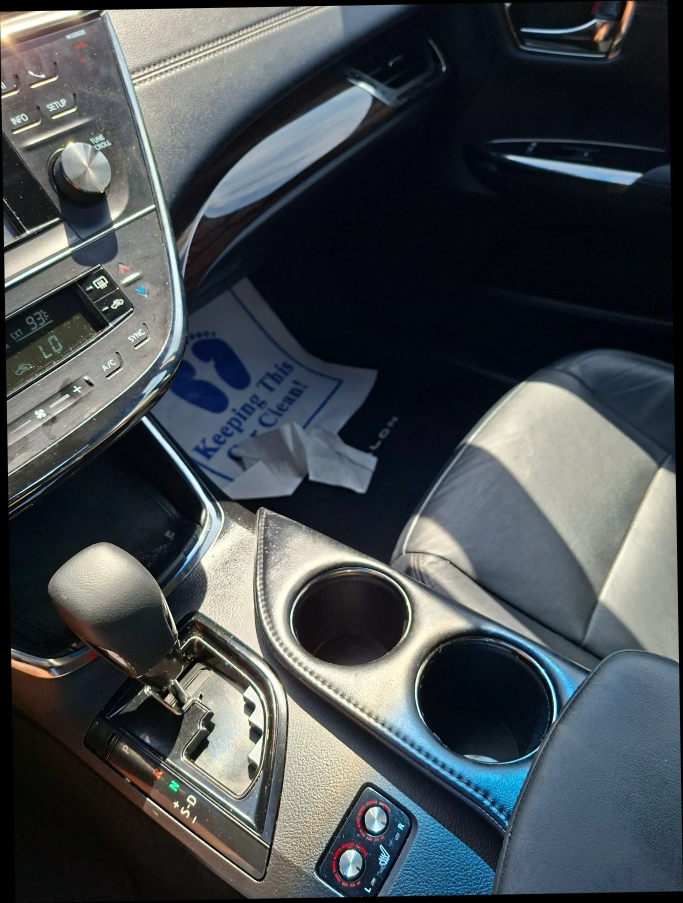 Used 2014 Toyota Avalon XLE FWD image 13