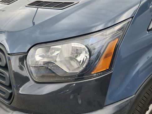 Used 2019 Ford Transit 250 148 High Roof Extended image 5