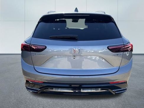 Used 2025 Buick Envision Sport Touring image 3
