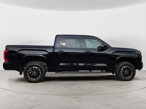 Used 2025 Toyota Tundra SR5 AWD/4WD image 4