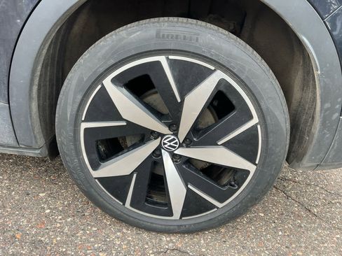 Used 2023 Volkswagen ID.4 Pro S image 7