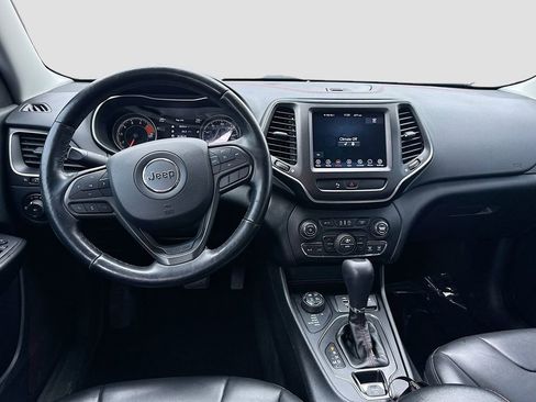Used 2020 Jeep Cherokee Trailhawk w/ Cold Weather Group AWD/4WD image 19