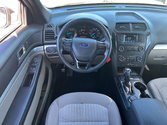 Used 2018 Ford Explorer 4WD w/ Class II Trailer Tow Package image 26