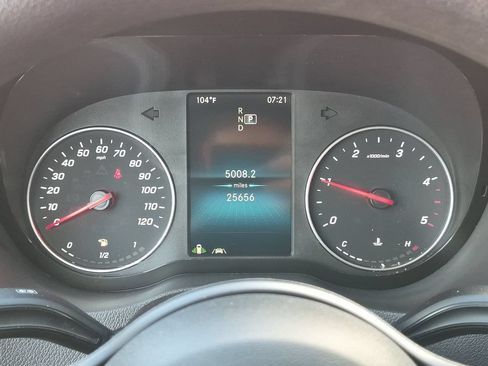 Used 2024 Mercedes-Benz Sprinter 2500 image 12