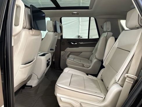 Certified 2023 GMC Yukon Denali w/ Advanced Technology Package image 25