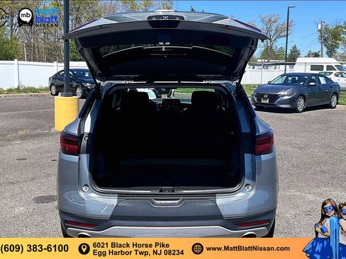 Used 2025 Chevrolet Blazer LT AWD/4WD image 25