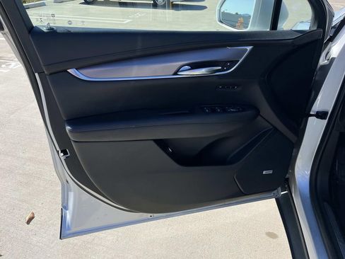 Used 2019 Cadillac XT5 Premium Luxury image 24