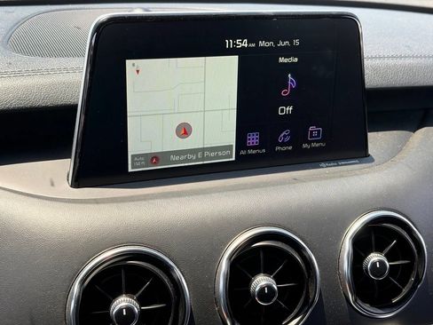 Used 2018 Kia Stinger GT2 RWD image 10