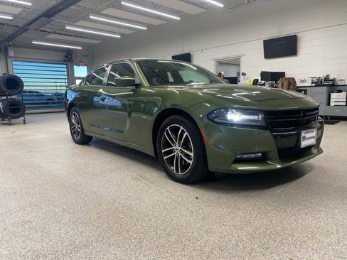 Used 2018 Dodge Charger GT image 3