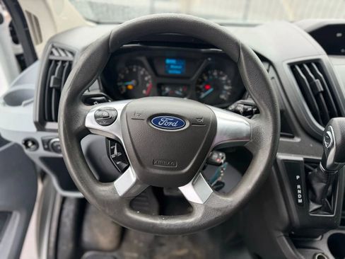 Used 2019 Ford Transit 350 XL image 29