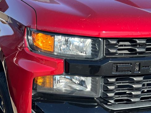 Used 2019 Chevrolet Silverado 1500 Custom Trail Boss w/ Custom Convenience Package AWD/4WD image 14