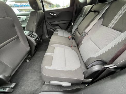 Used 2025 Chevrolet Blazer LT FWD image 22