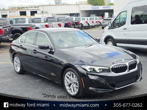Used 2025 BMW 330i Sedan image 1