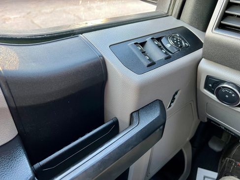 Used 2018 Ford F250 XL w/ Power Equipment Group image 26