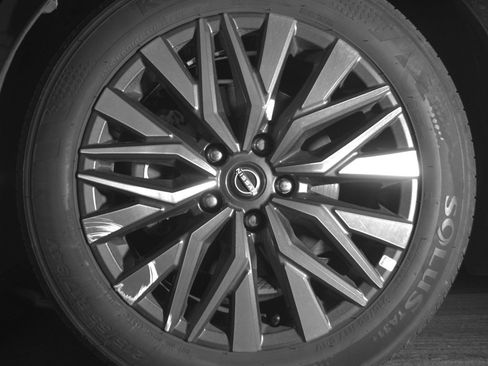 Used 2025 Nissan Altima 2.5 SV image 12