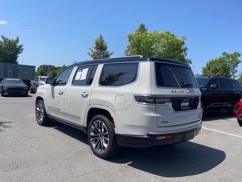 Used 2022 Jeep Grand Wagoneer Series III w/ Rear Seat Video Group 1 AWD/4WD image 5