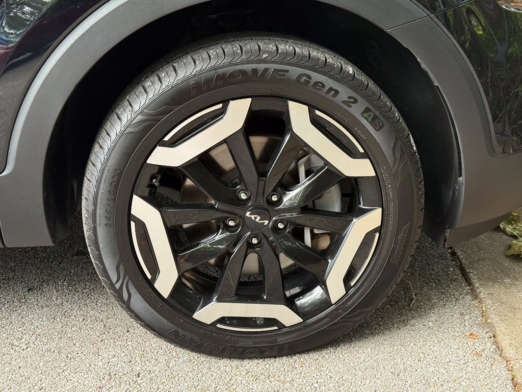 Used 2025 Kia Telluride S AWD/4WD image 41