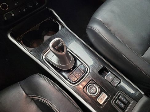 Used 2018 Mitsubishi Outlander GT AWD/4WD image 26
