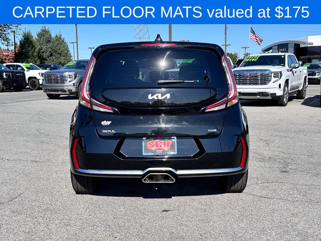 Used 2023 Kia Soul GT-Line w/ GT-Line Technology Package FWD image 9