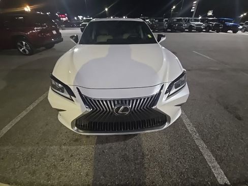 Used 2021 Lexus ES 350 w/ Premium Package image 32