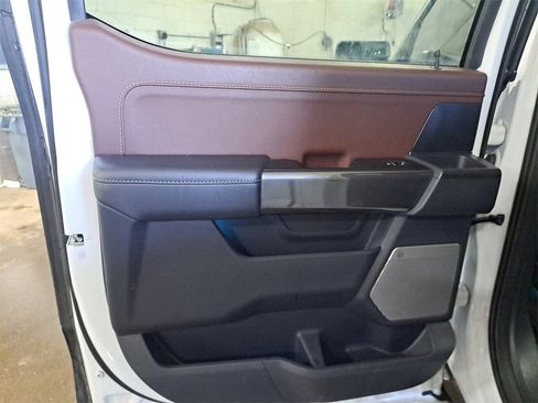 Used 2023 Ford F150 Lariat w/ Equipment Group 502A High image 23