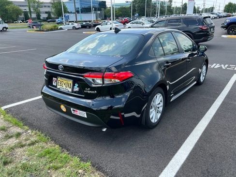 Certified 2024 Toyota Corolla LE w/ LE Convenience Package AWD/4WD image 4