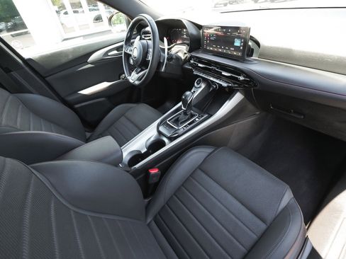 Used 2024 Dodge Hornet R/T w/ R/T Blacktop Package AWD/4WD image 38