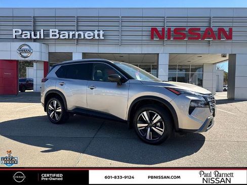 Certified 2025 Nissan Rogue SL w/ SL Premium Package image 11