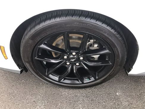 Used 2024 Ford Mustang Coupe RWD image 10