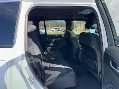 New 2026 Jeep Grand Cherokee Laredo X AWD/4WD image 6
