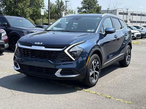 Used 2023 Kia Sportage EX AWD/4WD image 5