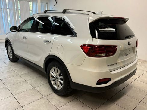 Used 2019 Kia Sorento LX w/ LX Convenience Package FWD image 7