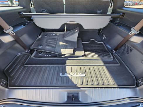 Certified 2025 Lexus GX 550 image 41