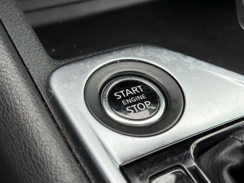 Used 2024 Nissan Sentra SV FWD image 20